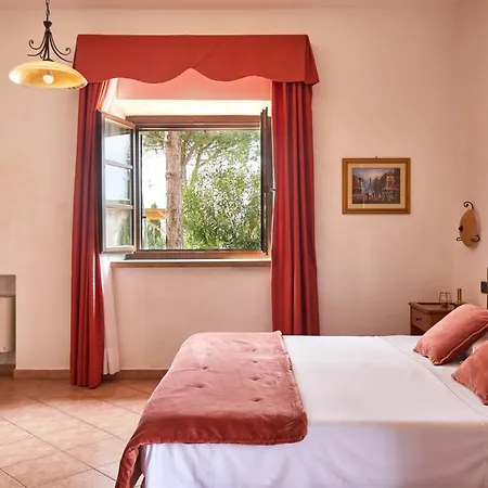Hotel Fattoria Belvedere 4*