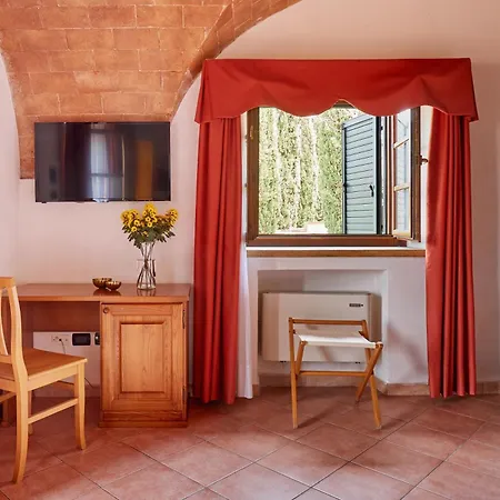 Fattoria Belvedere Hotel 4*